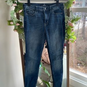 Hollister High Rise Super Skinny Jeans